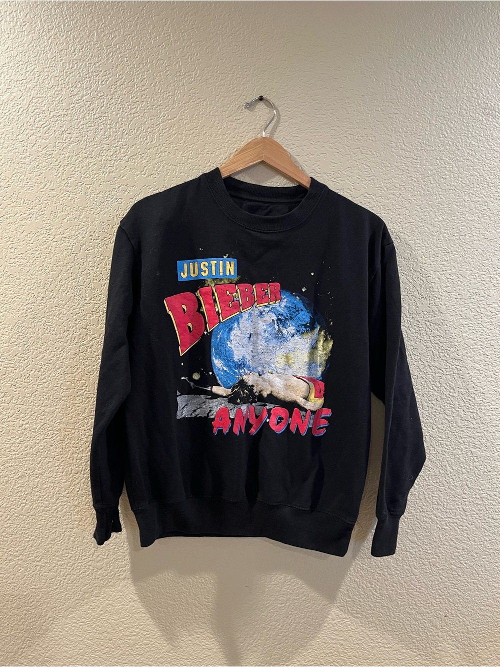 Bravado Black Justin Bieber Graphic Crewneck with Multicolor Print